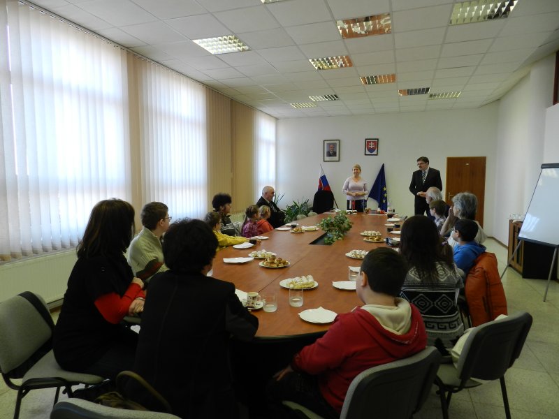 Fotogaléria Slávnostné vyhlasovanie výsledkov literárnej vianočnej súťaže (2.2.2012) (9) Slávnostné vyhlasovanie výsledkov literárnej vianočnej súťaže (2.2.2012)
