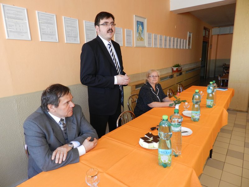 Fotogaléria Stretnutie primátora s pedagógmi ZŠ s MŠ Veľká okružná (15.3.2012) (8) Stretnutie primátora s pedagógmi ZŠ s MŠ Veľká okružná (15.3.2012)
