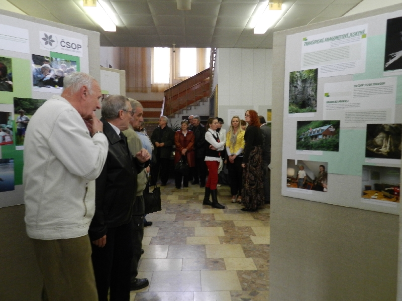 Fotogaléria Vernisáž výstavy Krajinami Valašska (19.4.2012) (15) Vernisáž výstavy Krajinami Valašska (19.4.2012)