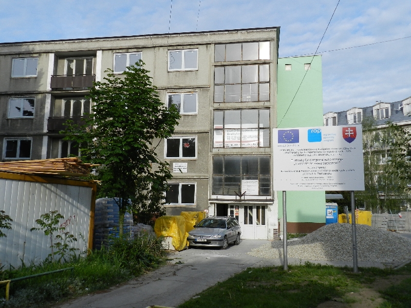 Fotogaléria Májový kontrolný deň primátora na stavbe zariadenia sociálnych služieb Domov (15.5.2012) (20) Májový kontrolný deň primátora na stavbe zariadenia sociálnych služieb Domov (15.5.2012)