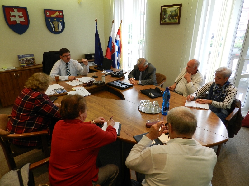 Fotogaléria Júnové stretnutie primátora s členmi poradných orgánov (13.6.2012) (7) Júnové stretnutie primátora s členmi poradných orgánov (13.6.2012)