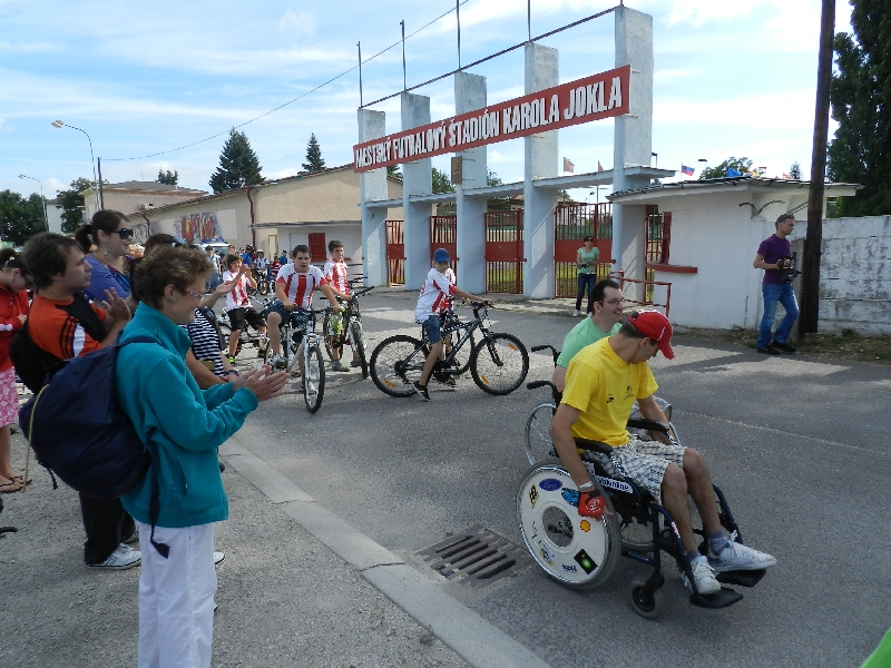 Fotogaléria X. ročník kampane Na kolesách proti rakovine (27.6.2012) (16) X. ročník kampane Na kolesách proti rakovine (27.6.2012)