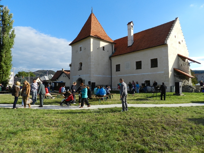 Fotogaléria Hodové oslavy v Šimonovanoch (15.9.2012) (22) Hodové oslavy v Šimonovanoch (15.9.2012)