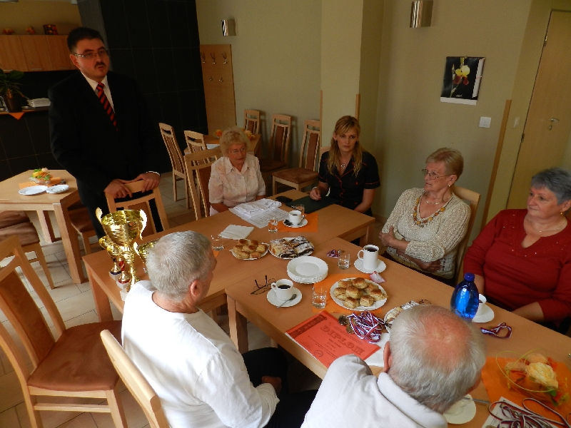 Fotogaléria Odovzdávanie ďakovných listov seniorom JDS (26.9.2012) (15) Odovzdávanie ďakovných listov seniorom JDS (26.9.2012)
