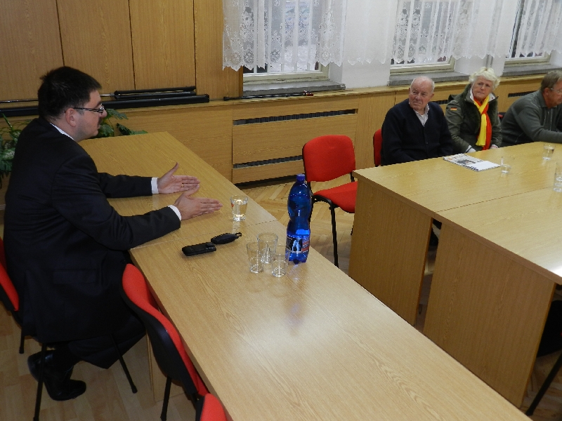 Fotogaléria Stretnutie primátora s členmi Rady mimovládnych organizácií mesta Partizánske (31.10.2012) (10) Stretnutie primátora s členmi Rady mimovládnych organizácií mesta Partizánske (31.10.2012)