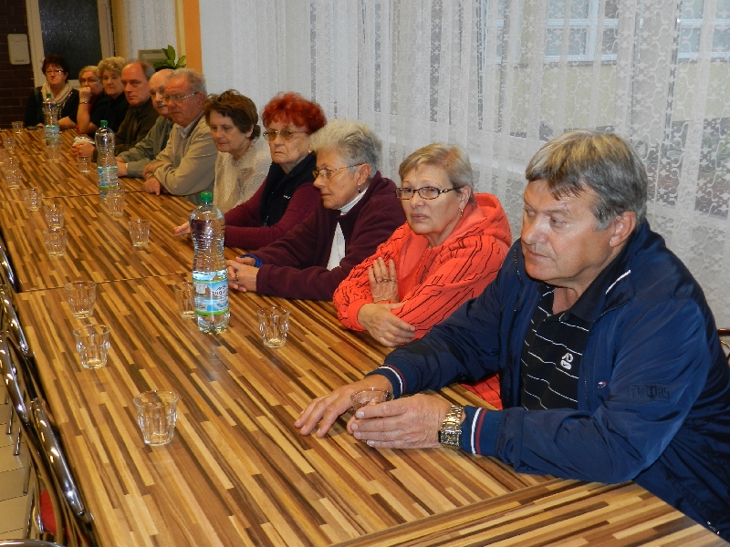 Fotogaléria Októbrové verejné stretnutie primátora s obyvateľmi Luhov II (9.10.2013) (7) Októbrové verejné stretnutie primátora s obyvateľmi Luhov II (9.10.2013)