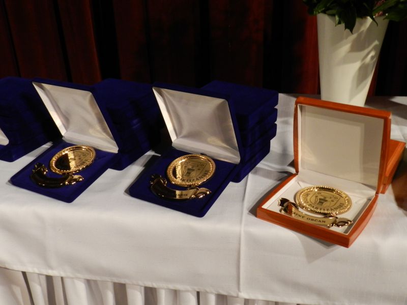Fotogaléria Slávnostné mestské zastupiteľstvo - udeľovanie ocenení Čestný občan mesta Partizánske a Verejné uznanie mesta Partizánske (20.11.2013) (48) Slávnostné mestské zastupiteľstvo - udeľovanie ocenení Čestný občan mesta Partizánske a Verejné uznanie mesta Partizánske (20.11.2013)