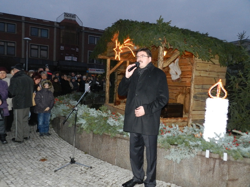 Fotogaléria Požehnanie betlehema a adventného venca (1.12.2013) (10) Požehnanie betlehema a adventného venca (1.12.2013)