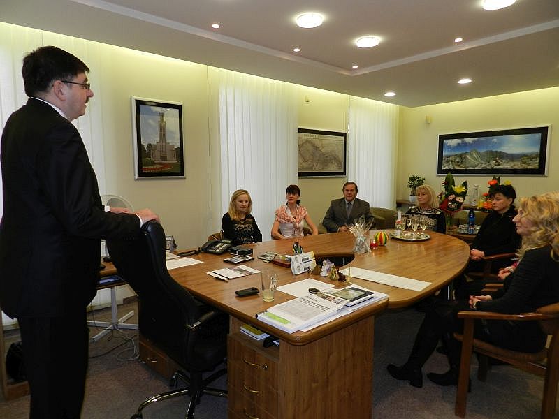 Fotogaléria Odovzdávanie menovacích dekrétov novozvoleným riaditeľkách MŠ (1.12.2014) (8) Odovzdávanie menovacích dekrétov novozvoleným riaditeľkách MŠ (1.12.2014)