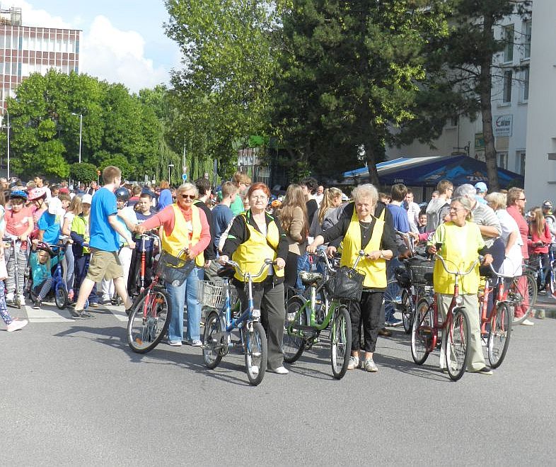 Fotogaléria XIII. ročník kampane Na kolesách proti rakovine (24.6.2015) (32) XIII. ročník kampane Na kolesách proti rakovine (24.6.2015)
