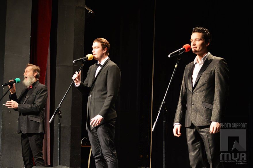 Fotogaléria Koncert speváckeho tria TRJOF k MDŽ (6.3.2015) (20) Koncert speváckeho tria TRJOF k MDŽ (6.3.2015)