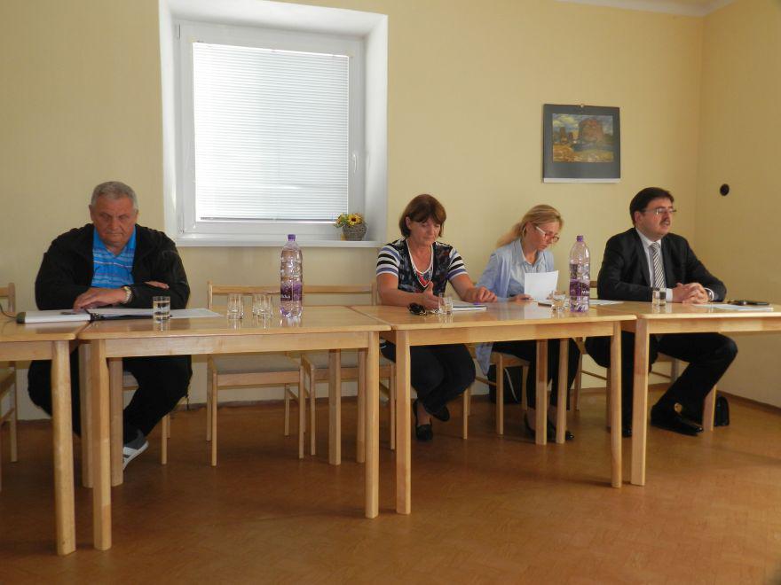 Fotogaléria Jesenné stretnutia primátora s obyvateľmi Návojoviec, Malých a Veľkých Bielic (26.-28.9.2016) (11) Jesenné stretnutia primátora s obyvateľmi Návojoviec, Malých a Veľkých Bielic (26.-28.9.2016)