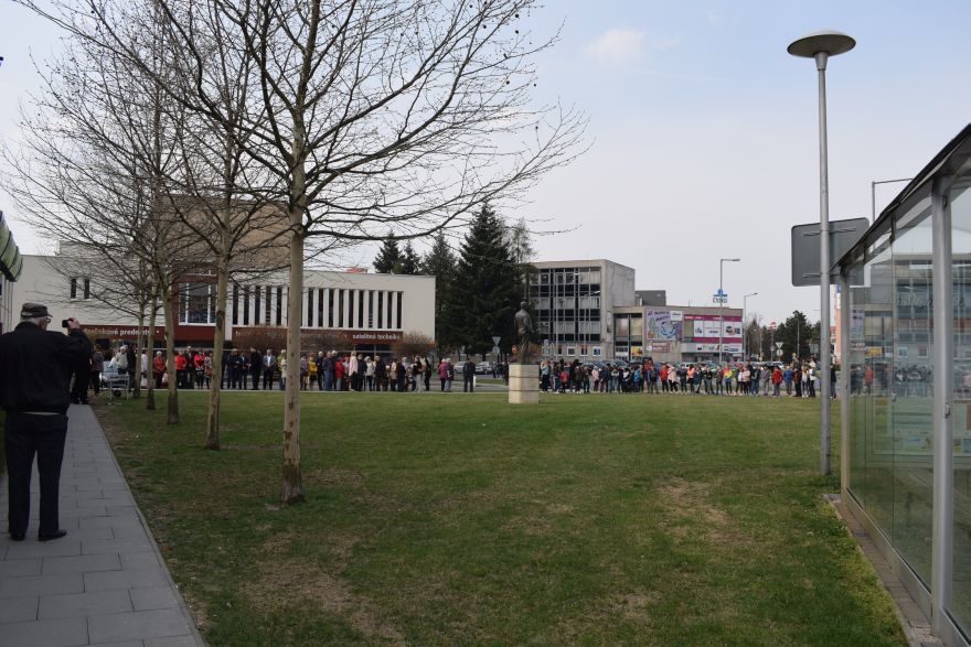 Fotogaléria Spomienkové zhromaždenie k 143. výročiu narodenia Tomáša Baťu (3.4.2019) (10) Spomienkové zhromaždenie k 143. výročiu narodenia Tomáša Baťu (3.4.2019)