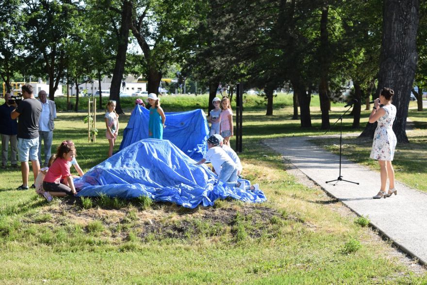 Fotogaléria Slávnostné odhalenie miniatúr (18.6.2019) (12) Slávnostné odhalenie miniatúr (18.6.2019)